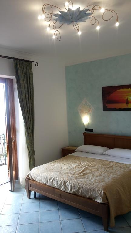 Agriturismo Mare E Monti Аджерола Екстериор снимка