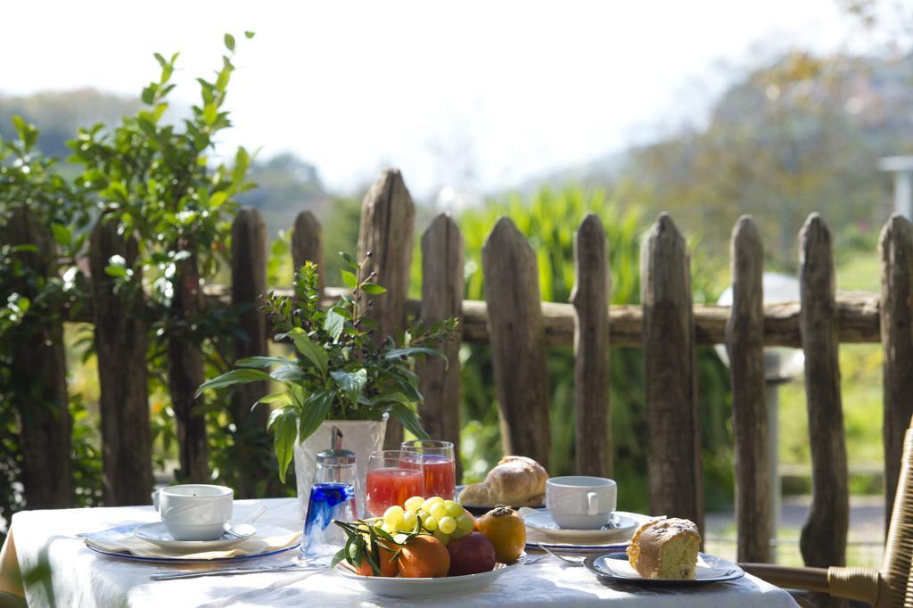 Agriturismo Mare E Monti Аджерола Екстериор снимка